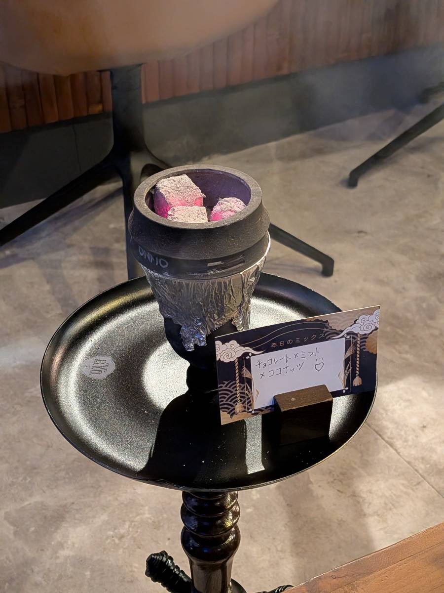 大井町 シーシャカフェ&バー "うむむ"（Shisha Cafe & Bar "Umm"）