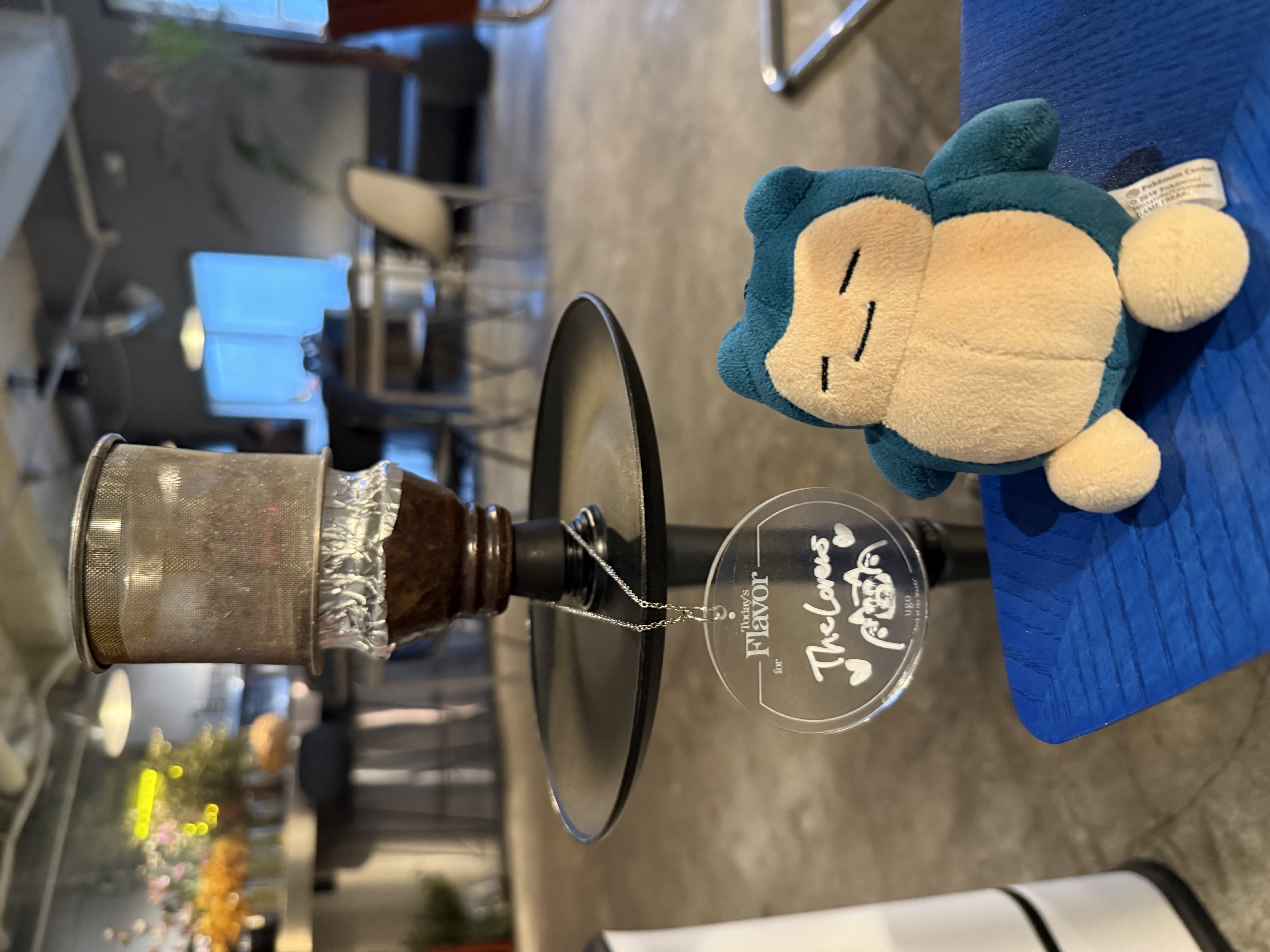 シーシャカフェ＆バー ugo "Neck of the Woods"