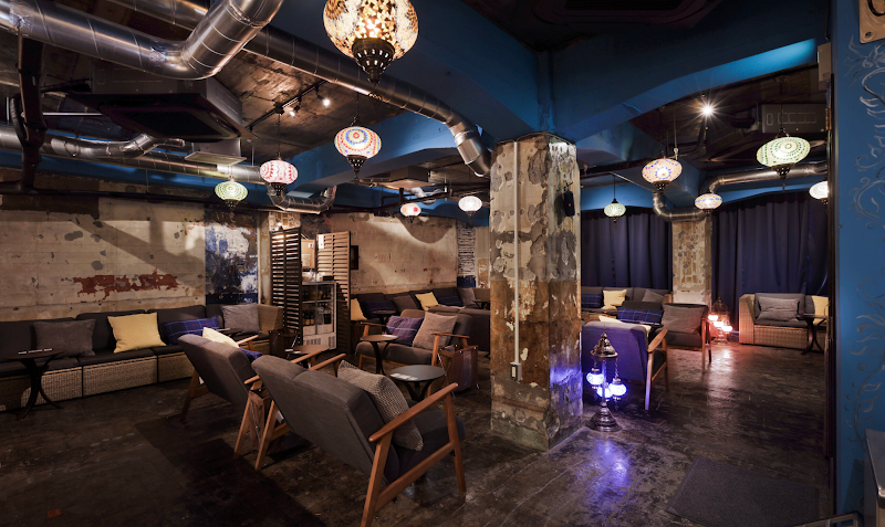 シーシャのあるリビング|チルイン横浜みなみ西口駅前店