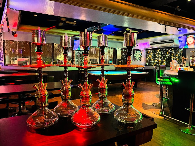 シーシャ MOJO Bar&Lounge 那覇 ビリヤード