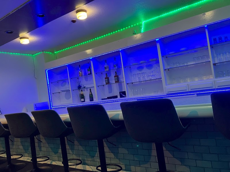 サキュバス・シーシャ（コンカフェ・スナック）