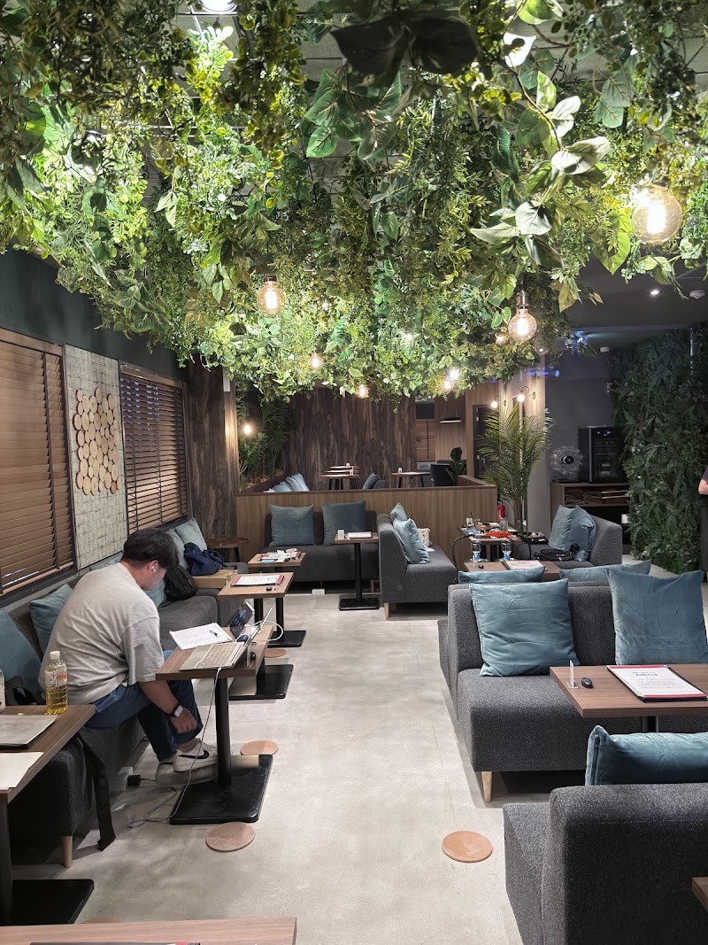 シーシャ カフェ＆ピザ C.STAND（シースタンド） 熊本下通店