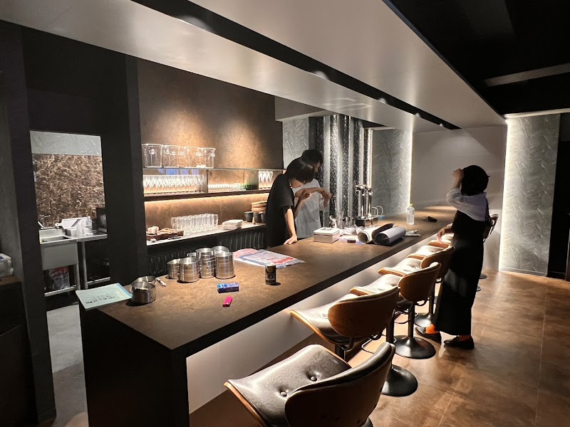 アミューズメントバー 3PEACE