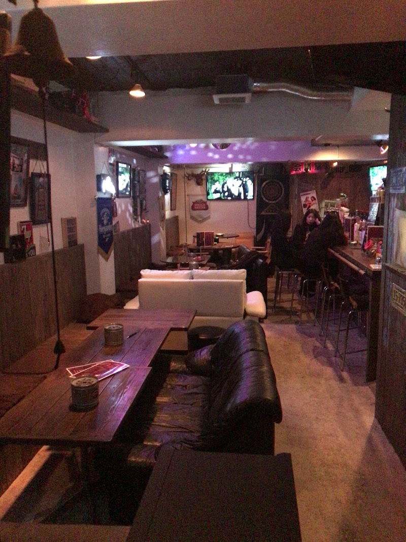 MEETING SANCTUARY'S BAR