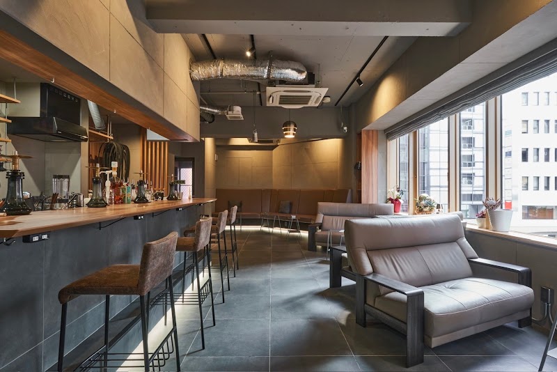 maya 新宿三丁目店