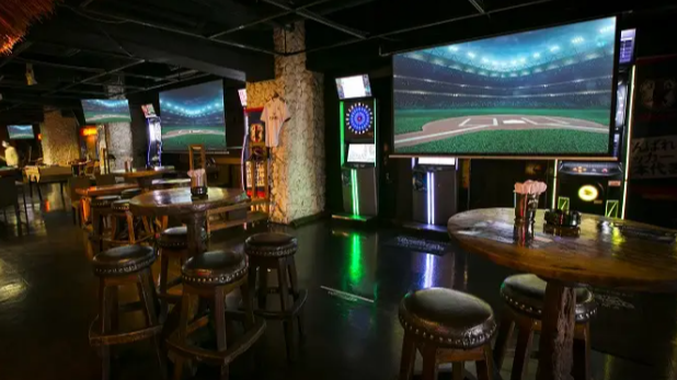 ダーツ&ビリヤード&スポーツバー スリーモンキーズカフェ横浜関内店