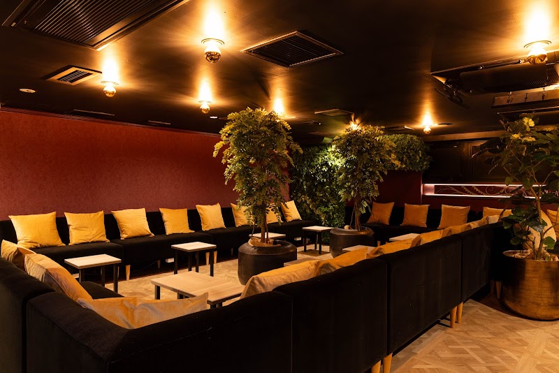 シーシャ カフェ＆バー C.STAND （シースタンド）新橋SL広場店