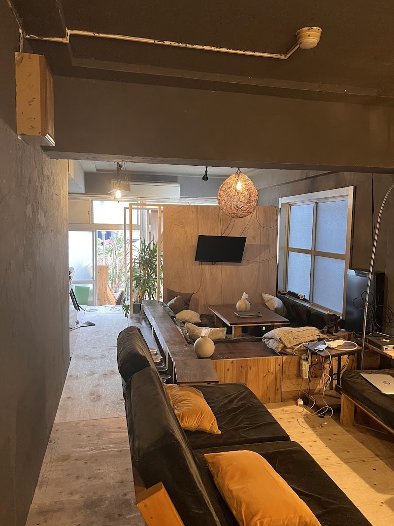 シーシャカフェ&ゲームバー タイダータイダー Taida×Taida(上野•御徒町)