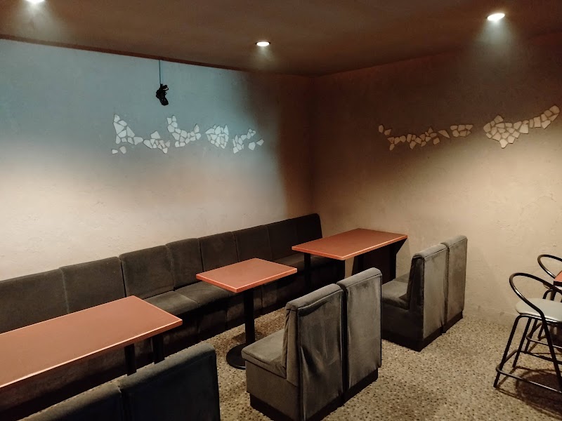 シーシャカフェ&バー Mistral