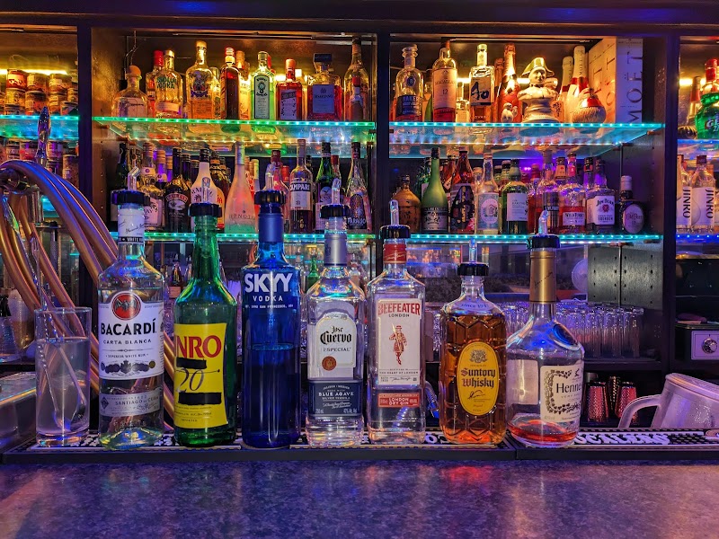 BAR CODE Yokohama シーシャ＆ダーツ、カラオケ