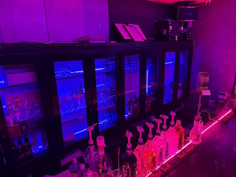 筋肉煙場 シーシャ倶楽部