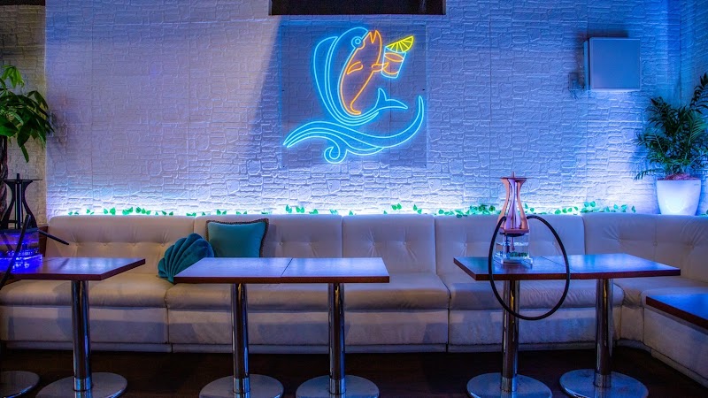 SHIAHA CAFE & BAR MAHI-MAHI 新宿歌舞伎町店