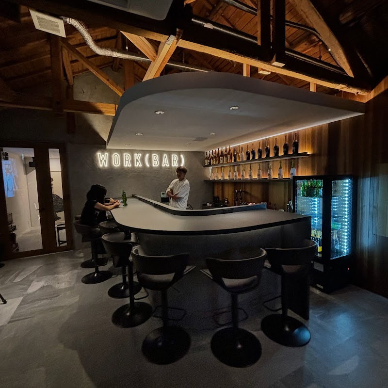 シーシャ&バーWORK(ウォーク)