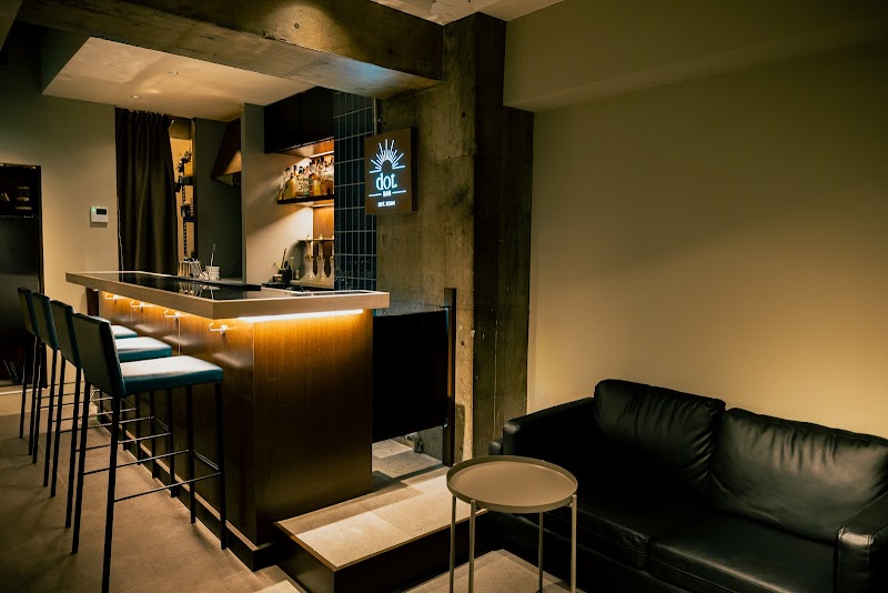 Roppongi Shisha BAR dot.(六本木 シーシャバー ドット)