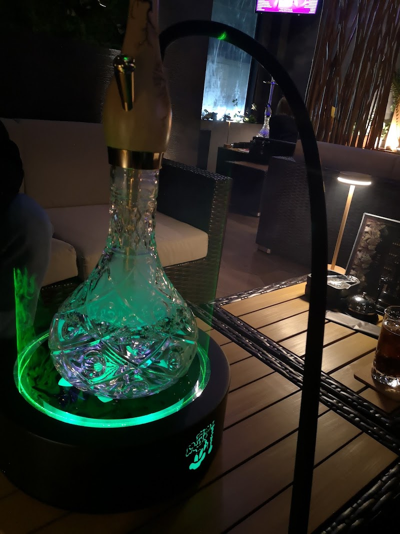 シーシャ&カラオケ BAR TERRACE