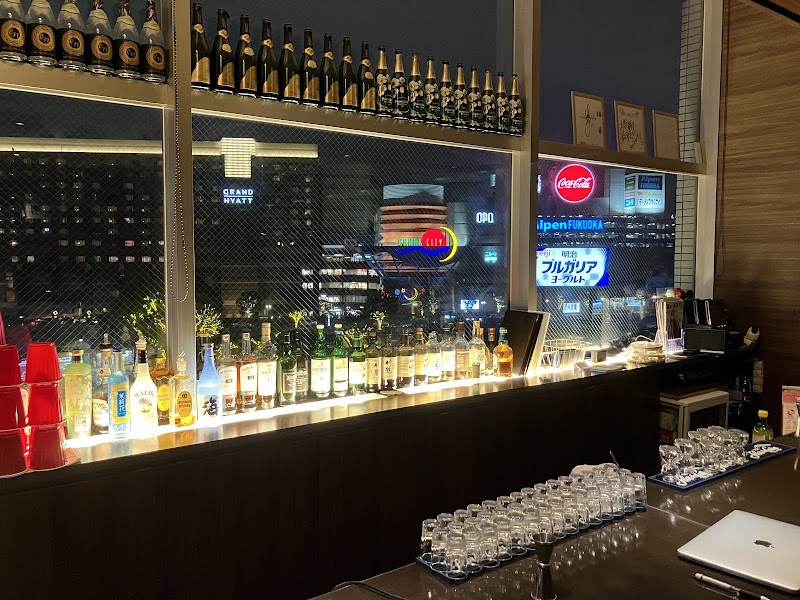 Cafe ＆ Shisha Lounge Question 博多春吉リバーサイド店（カフェアンドシーシャラウンジクエスチョン）