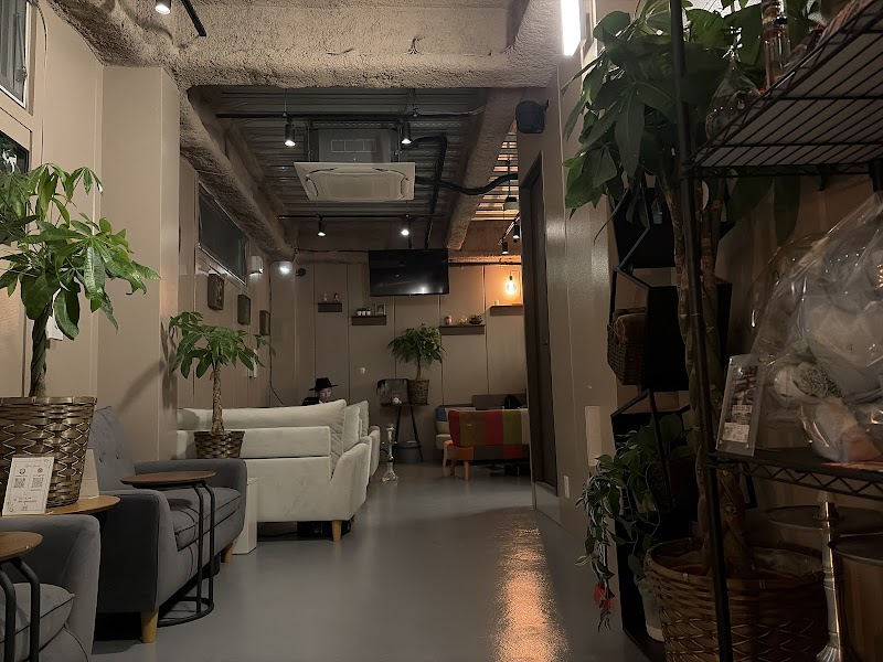 Potara Breeze(ポタラブリーズ) 新横浜 シーシャ カフェ＆バー