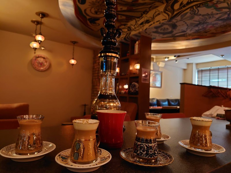 OKAYAMA SHISHA LOUNGE 類人煙