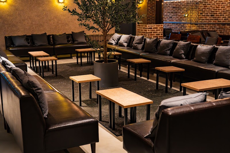 シースタンド 新宿東口駅前店