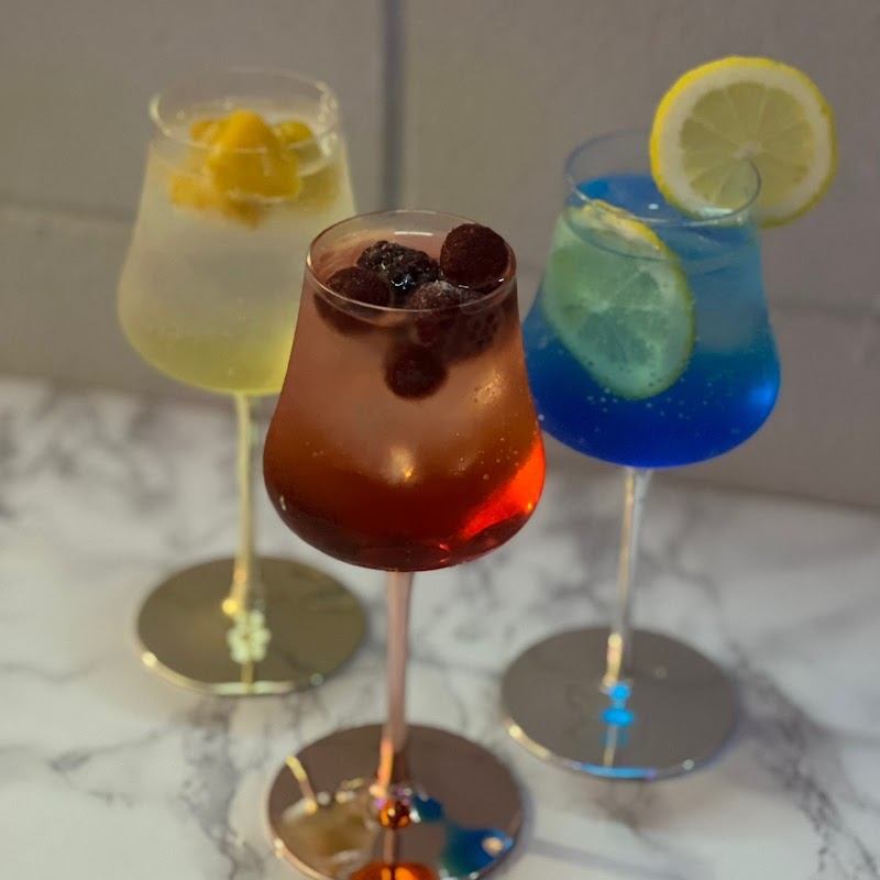 シーシャバー まるこ【shisha bar marco】那覇店