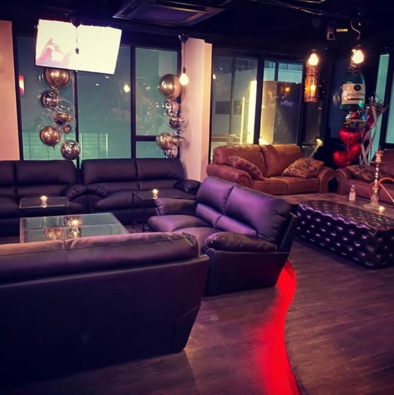 Kings Shisha Lounge Ginza | キングス シーシャ ラウンジ 銀座