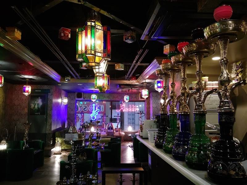 Aladdin Oriental SHISHA Lounge (アラジンオリエンタルシーシャラウンジ）