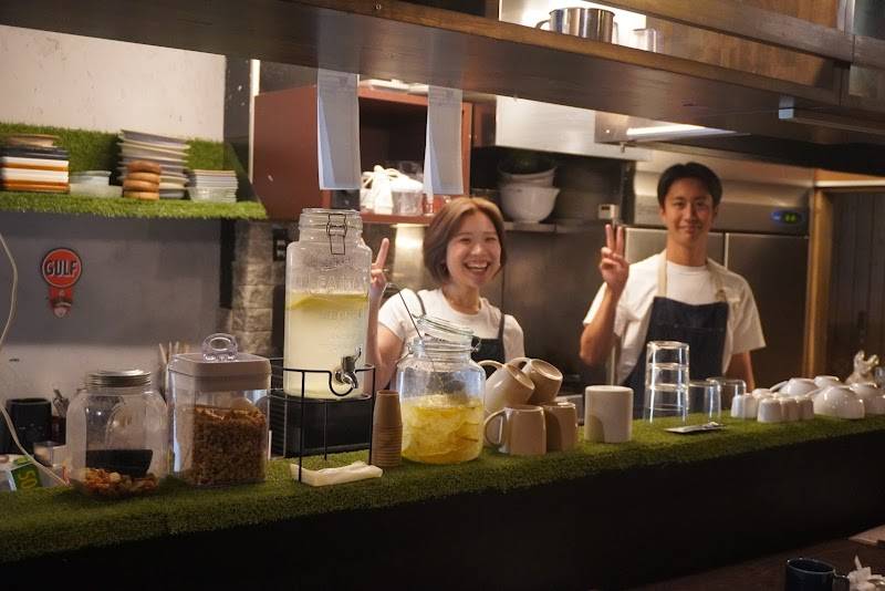シーシャ/夜カフェ diner&bar bomber 北九州小倉店