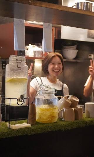 シーシャ/夜カフェ diner&bar bomber 北九州小倉店