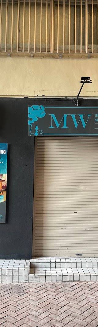 Watching Sports & SHISHA BAR MW KOZA スポーツ観戦しながらシーシャもカラオケも楽しめるお店