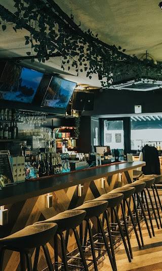 MINT - MUSIC & SHISHA BAR - roppongi