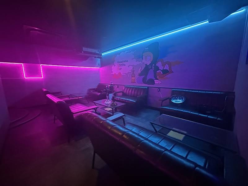 噂のシーシャBar ウワサのシーシャバー（夜カフェ）