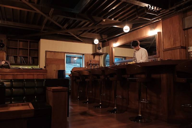 Music & Shisha L.I.B リビ 立川