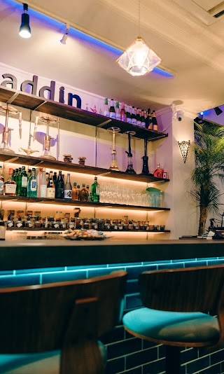 Aladdinシーシャ バー 浜松