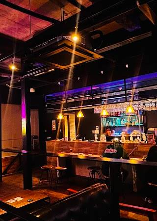ダーツ×シーシャbar DOPE
