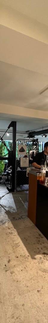 Seacret Base Cafe&Shisha Bar/シークレットベース カフェ&シーシャバー中目黒