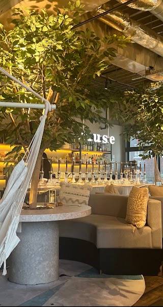 muse 横浜桜木町店