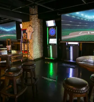 ダーツ&ビリヤード&スポーツバー スリーモンキーズカフェ横浜関内店