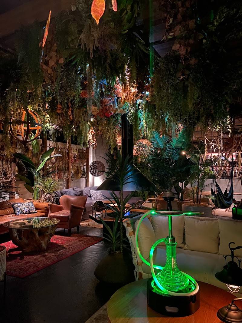 SHISHA LOUNG Chillrug チルラグ中目黒店