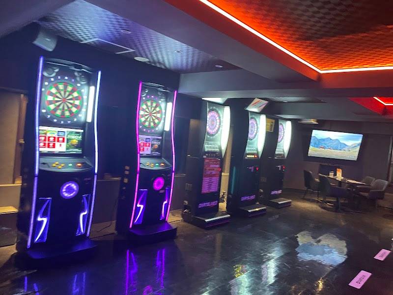 C.STAND DARTS＋ 西武新宿・歌舞伎町3号店