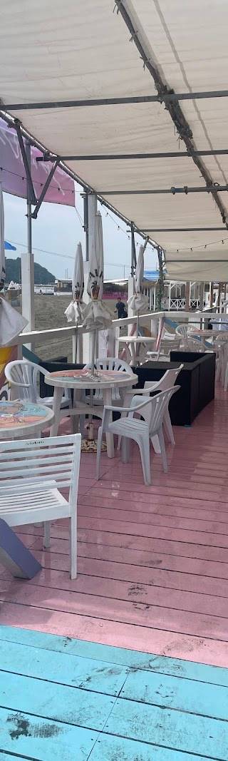 シーシャ屋 はっち Shisha Lounge 江ノ島店 by 海の家うみとも