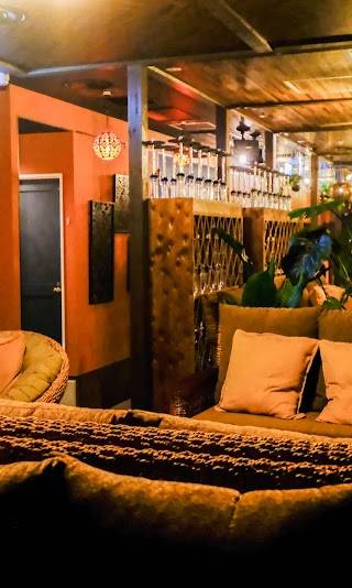 シーシャ カフェ＆バー C.STAND シースタンド 梅田茶屋町店