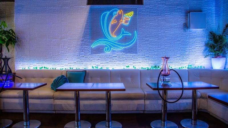 SHIAHA CAFE & BAR MAHI-MAHI 新宿歌舞伎町店