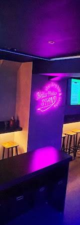銀座・コリドー街「HelloHelloSTAND～ハロハロスタンド～」
