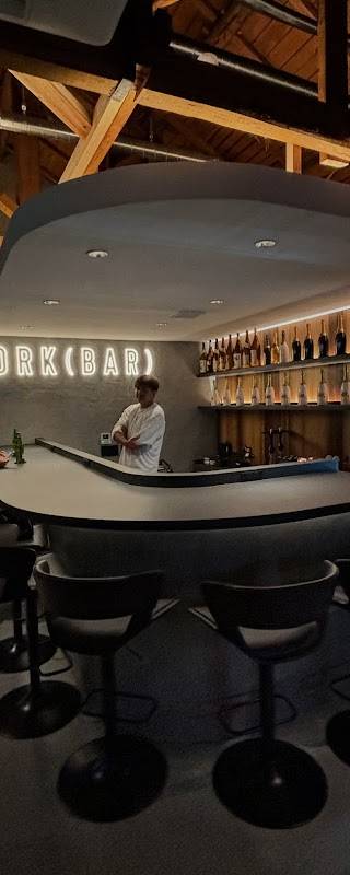 シーシャ&バーWORK（ウォーク） 1