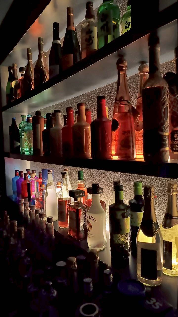 シーシャカフェ&バー M2 Luxury shisha cafe&bar