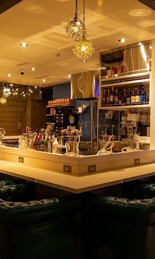 シーシャ カフェ&バー C.STAND シースタンド 池袋西口店