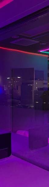 Bar Neon シーシャ ダーツ ゲーム
