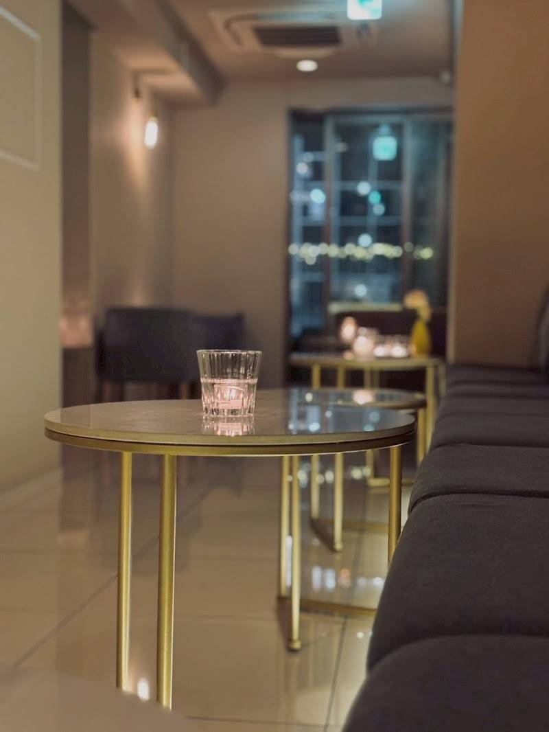 表参道シーシャカフェ ENZAN aoyama 煙山青山店